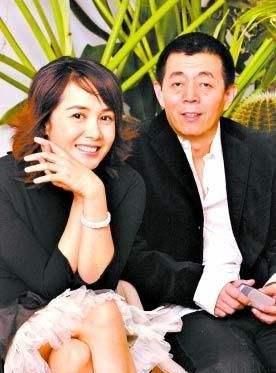 娱乐圈最丑男_美女野兽组合 娱乐圈丑男美女恋爱故事 娱乐圈颜值与才华反差情侣