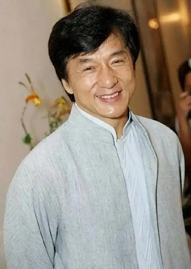 明星本名大起底！伊能静不姓伊，毛不易不姓毛，杨紫的原名很绕口